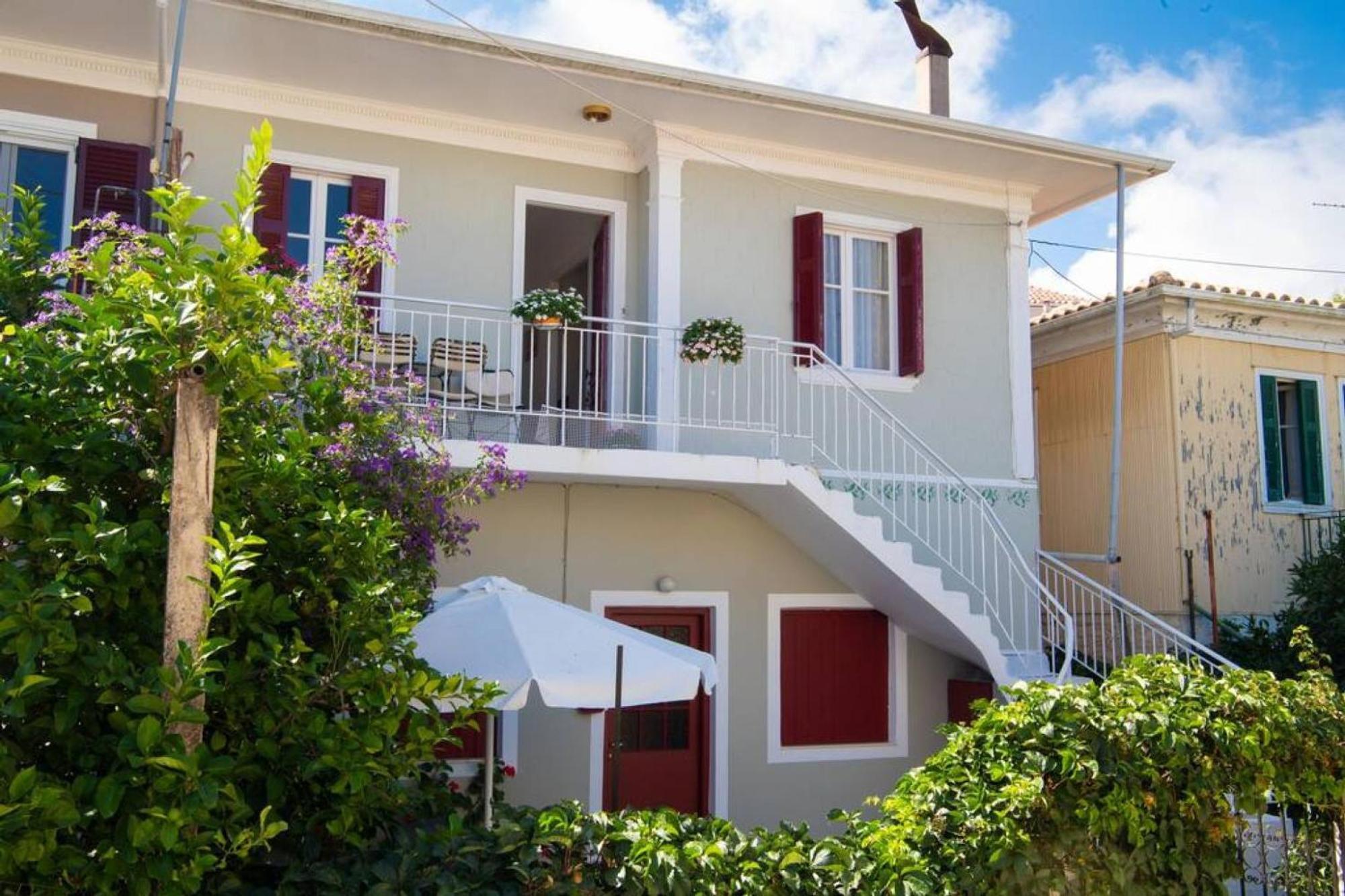 Apartment To Patriko Lefkada Cozy Village With Parking *