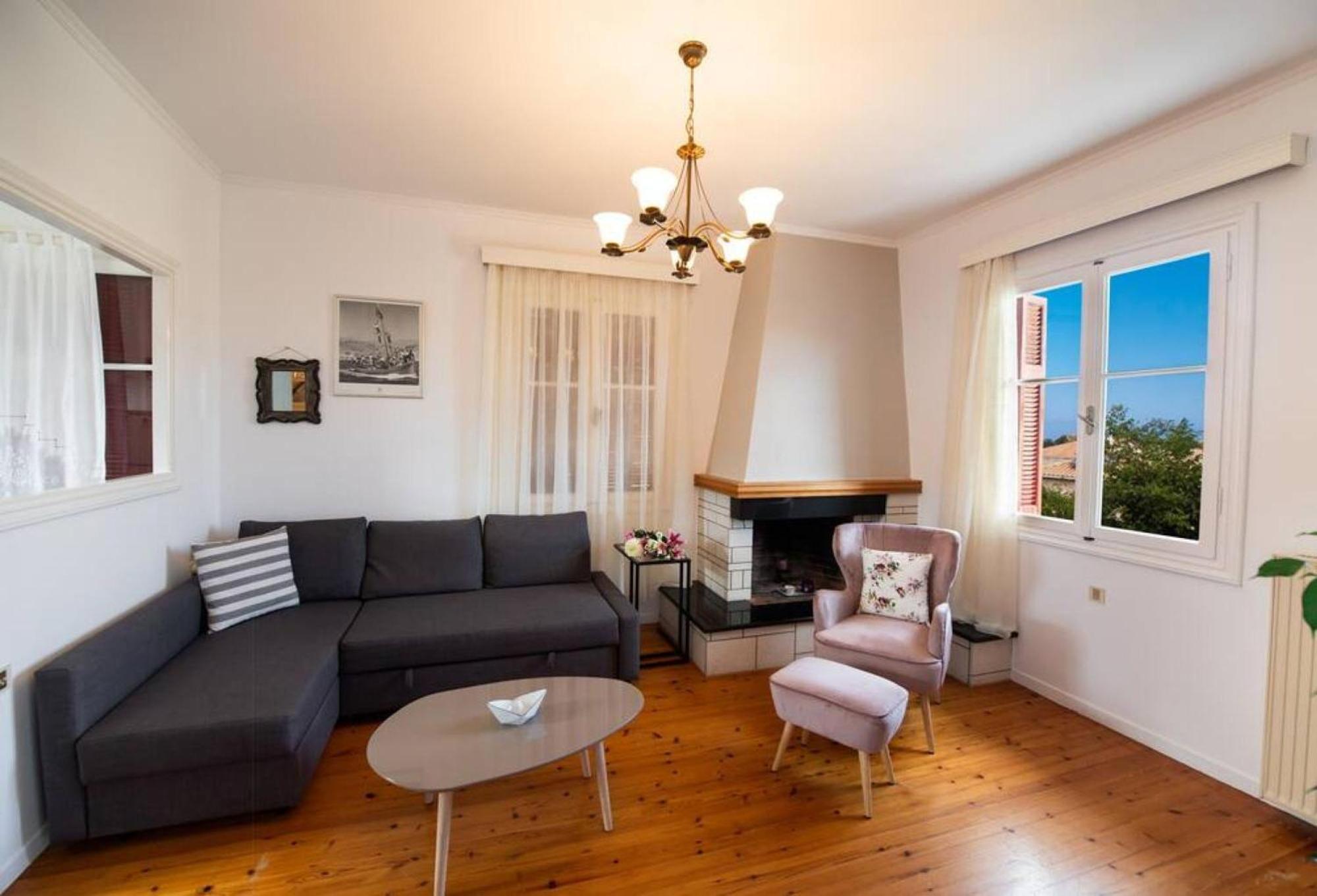Apartment To Patriko Lefkada Cozy Village With Parking *