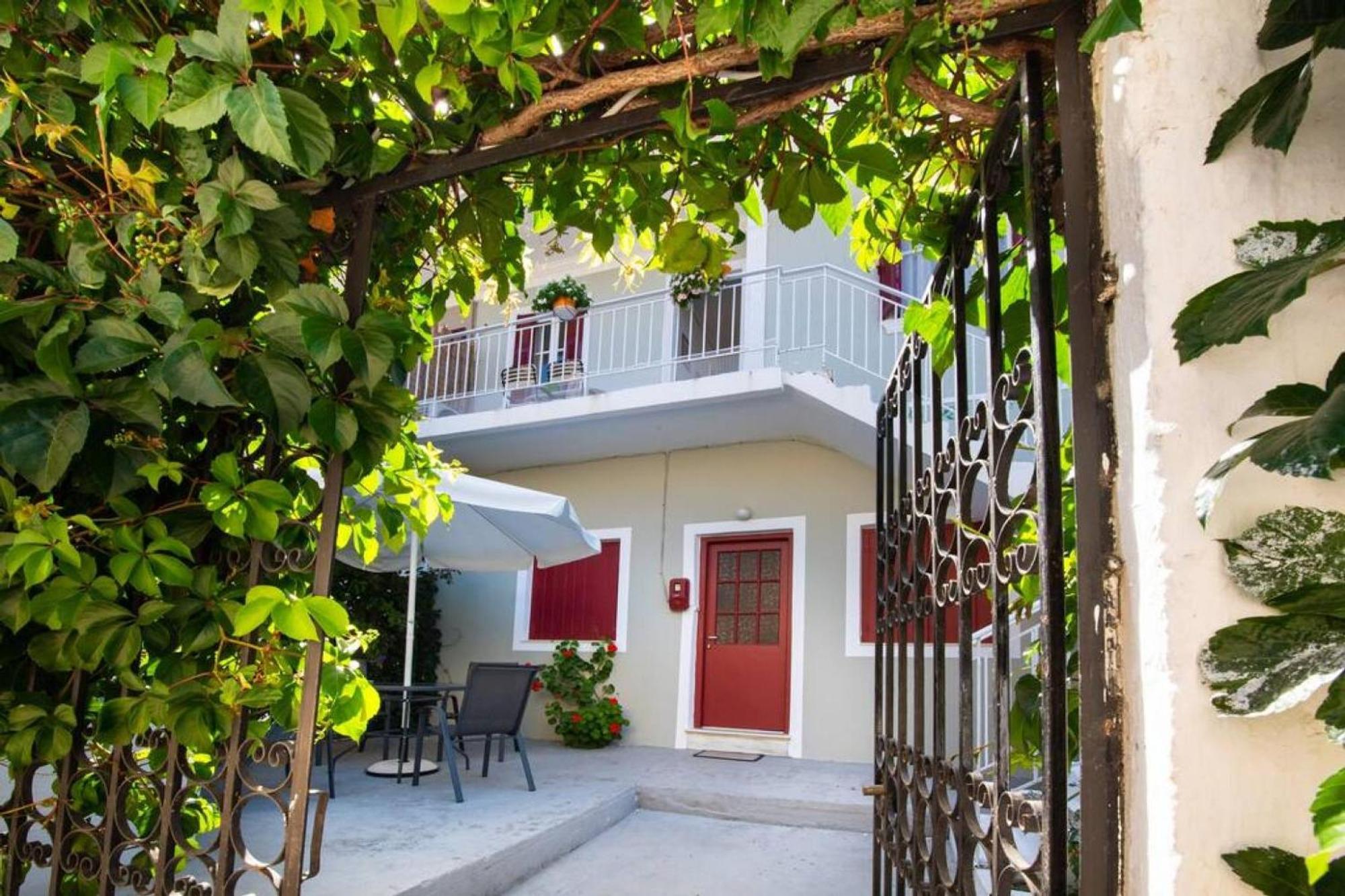 To Patriko Lefkada Cozy Village With Parking